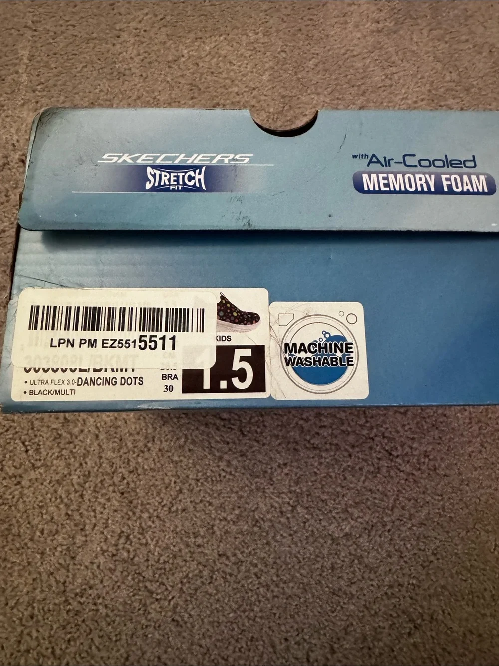 NIB Skechers Stretch Fit Air-Cooled Memory Foam Black Multicolor Dots Shoes, 1.5